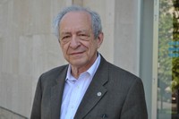 Guillermo Owen, matemàtic colombià candidat al Premi Nobel d’Economia.