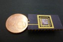 El microsensor té una mida de 5 mm2, però s’hi reduirà fins als 2mm2 en el futur