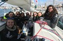 Imatge de l'equip femení durant la regata EDHEC.