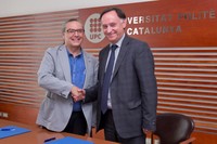 D’esquerra a dreta: Enric Fossas, rector de la UPC, i Eduard Querol, president d’ASPAPEL.