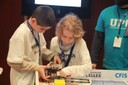 Estudiants participant a la FIRST LEGO League organitzada per la UPC.