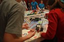 Estudiants participant a la FIRST LEGO League organitzada per la UPC.