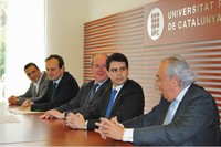 A les imatges, d’esquerra a dreta, Manel Vidal (AIICA); Lluís Jofre, president del CETI; Antoni Giró, rector de la UPC; Marc Castells, alcalde d'Igualada,  i Lluís Labastida, president d'AQEIC.  