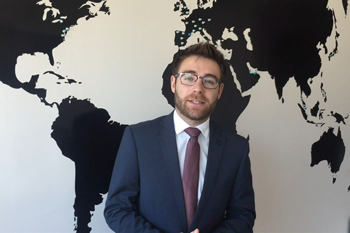 oriol escofet, enginyer aeronàutic per la upc