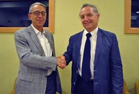 Martí Crespi, director de l'Intexter (esquerra), amb el rector Enric Fossas (dreta), durant el nomemenament del 16 de setembre